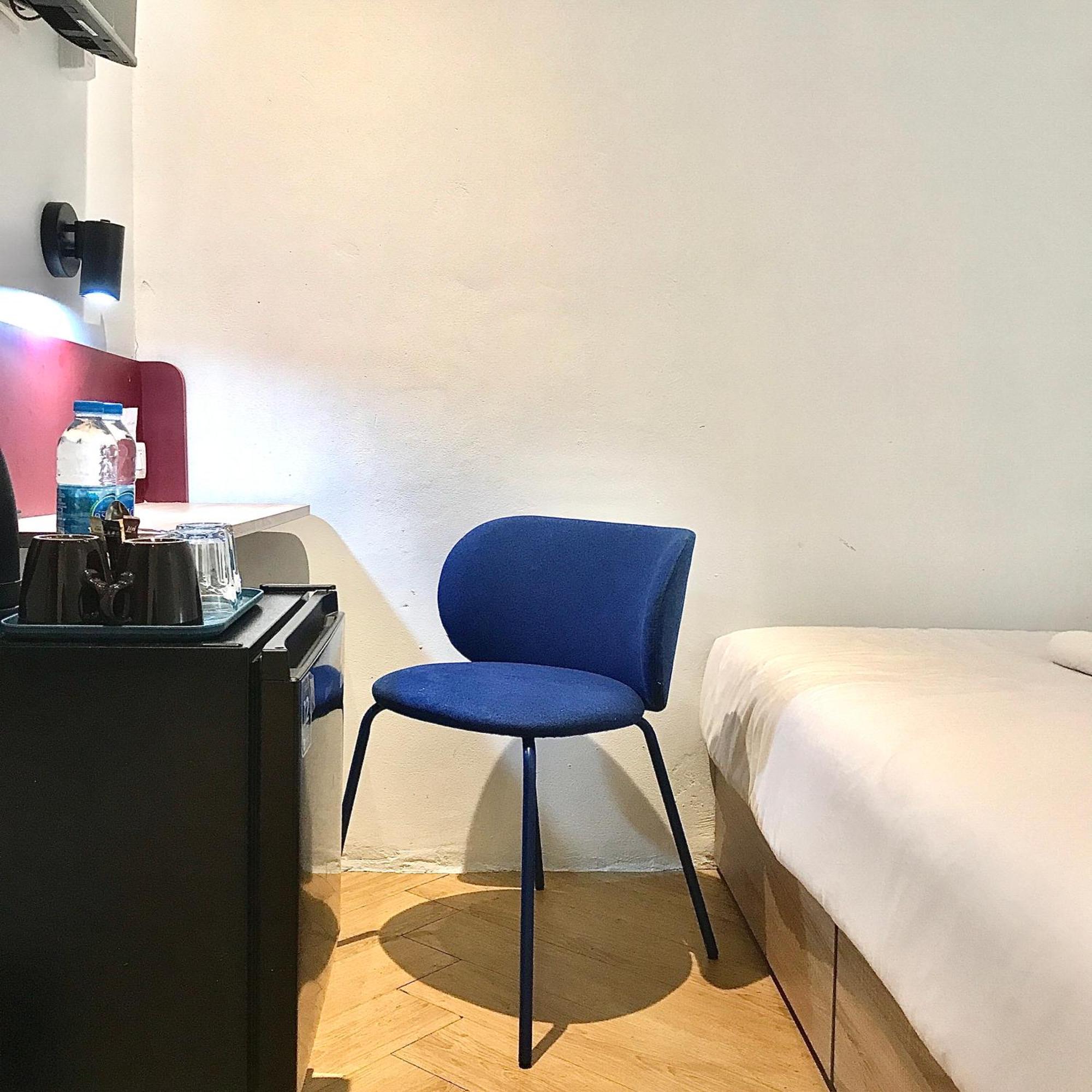 Beige Poshtels + Netflix Hostel Μπανγκόκ Εξωτερικό φωτογραφία