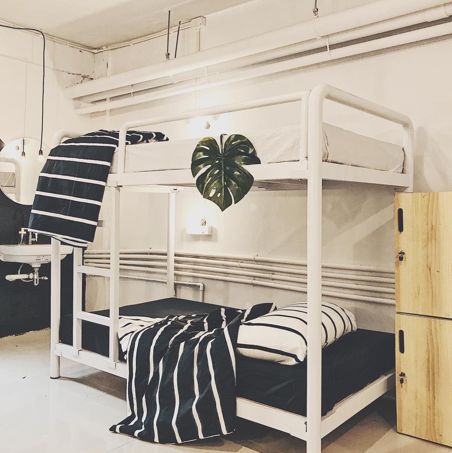 Beige Poshtels + Netflix Hostel Μπανγκόκ Εξωτερικό φωτογραφία