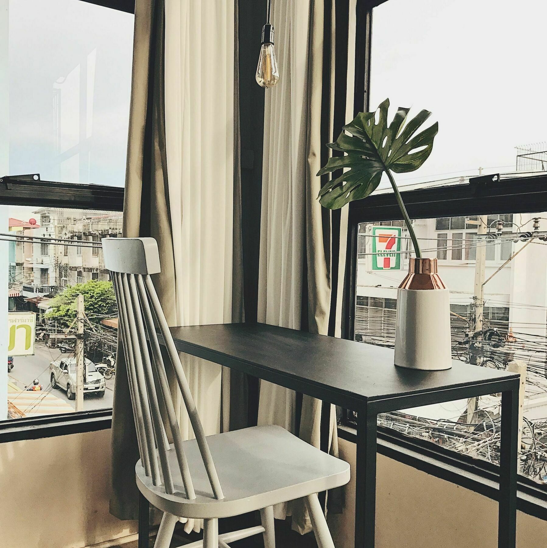 Beige Poshtels + Netflix Hostel Μπανγκόκ Εξωτερικό φωτογραφία